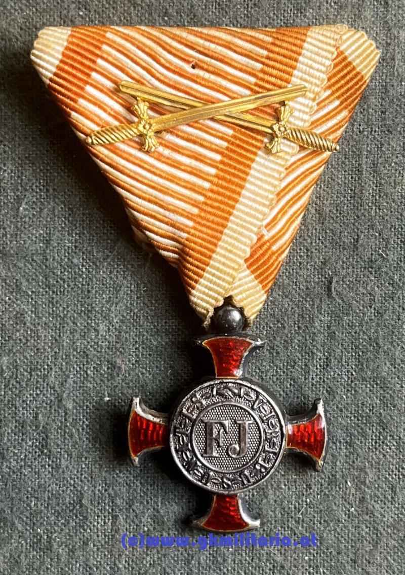 k.u.k. Silbernes Verdienstkreuz mit Schwertern - MINT!