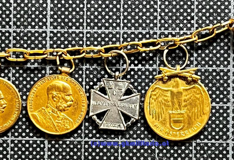 7-teilige Miniatur-Ordenskette - Frackkettchen! für Unteroffizier!