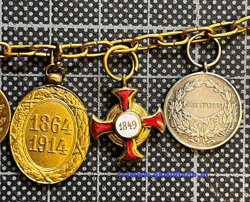 7-teilige Miniatur-Ordenskette - Frackkettchen! für Unteroffizier!