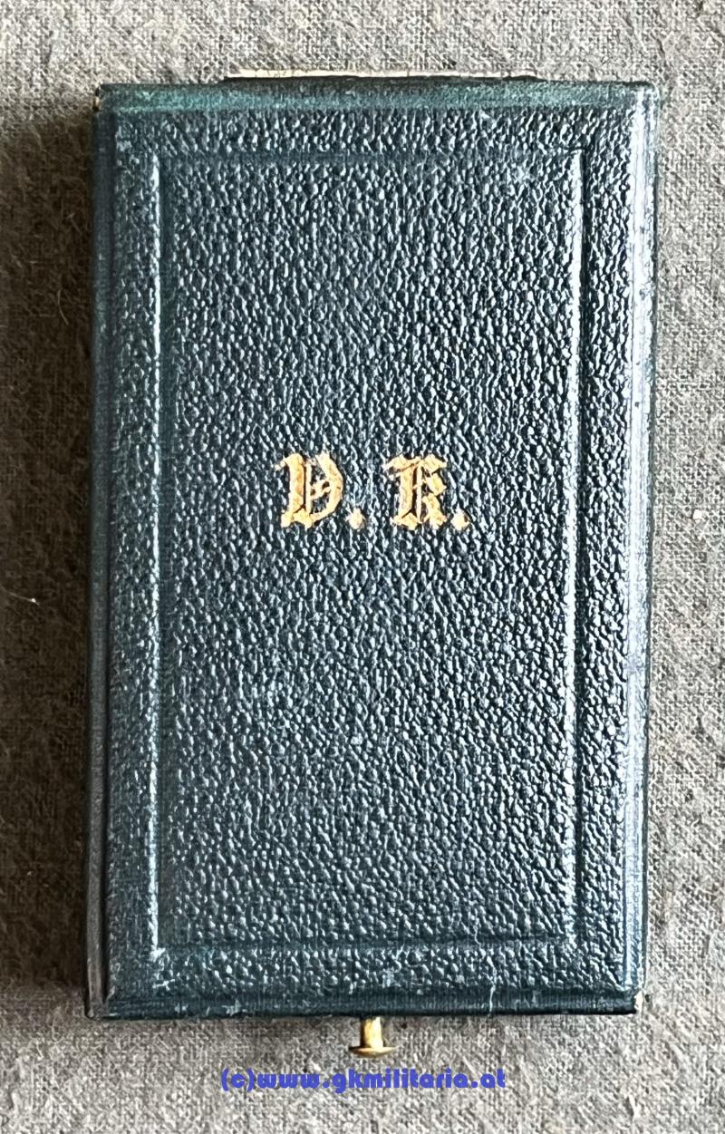 k.u.k. Goldenes Verdienstkreuz im Etui! - BACHRUCH mit grünem ETUI!!