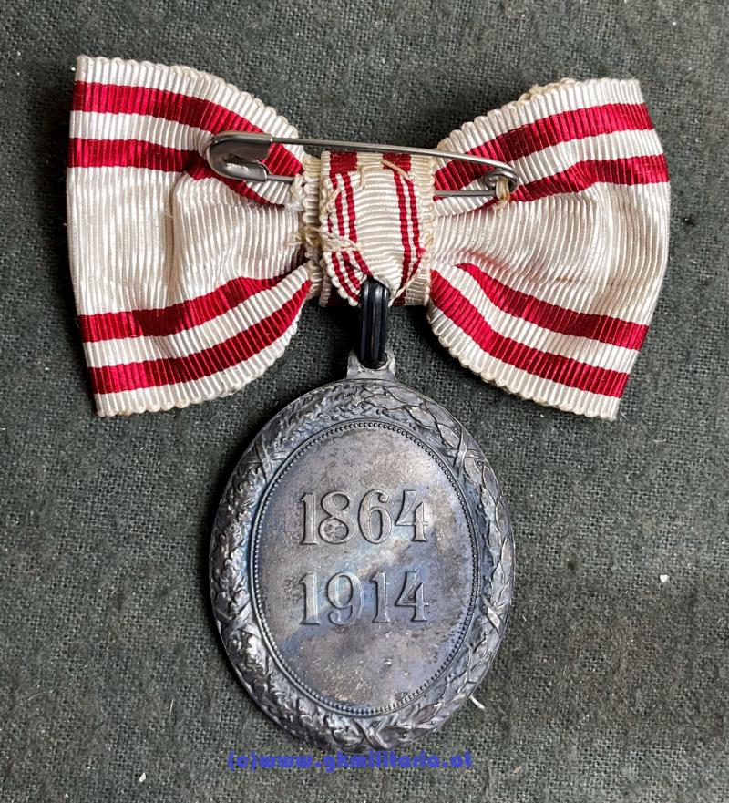 k.u.k. Silberne Ehrenmedaille v. Roten Kreuz mit KD und Damenmasche im Kartonetui!!