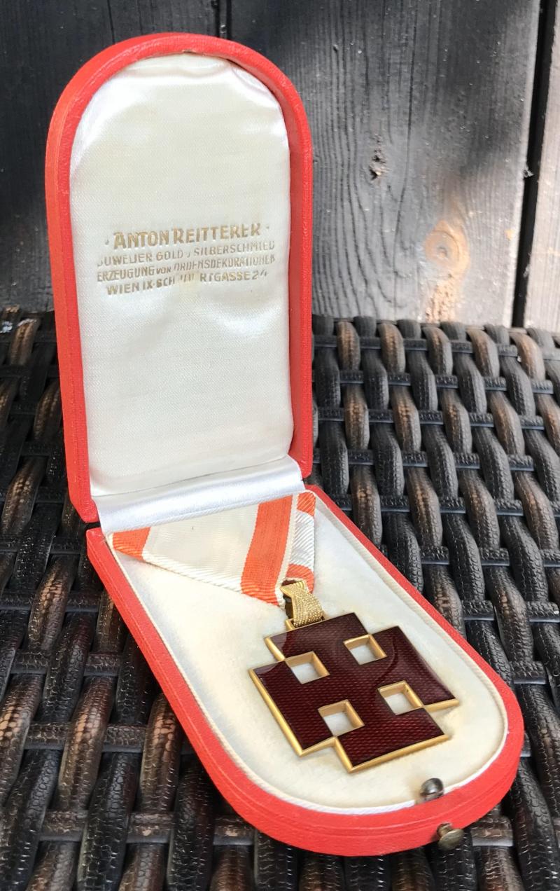 Goldenes Ehrenzeichen bzw. Ritterkreuz I. Klasse - Österreich - 1. Republik/Bundesstaat - MINT!!