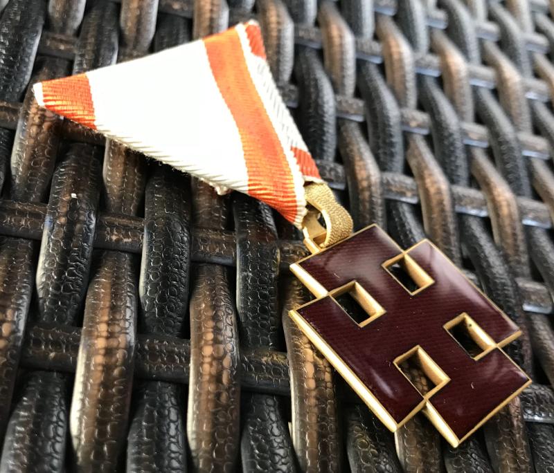 Goldenes Ehrenzeichen bzw. Ritterkreuz I. Klasse - Österreich - 1. Republik/Bundesstaat - MINT!!