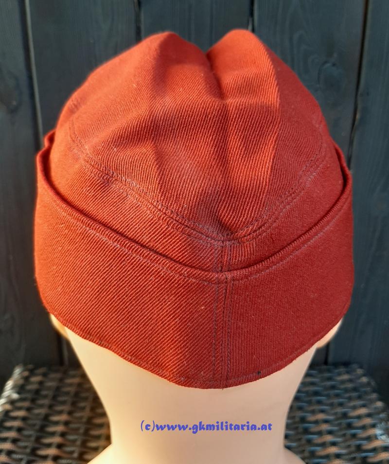 k.u.k. krapprote schirmlose Kavalleriekappe für Fähnriche!!