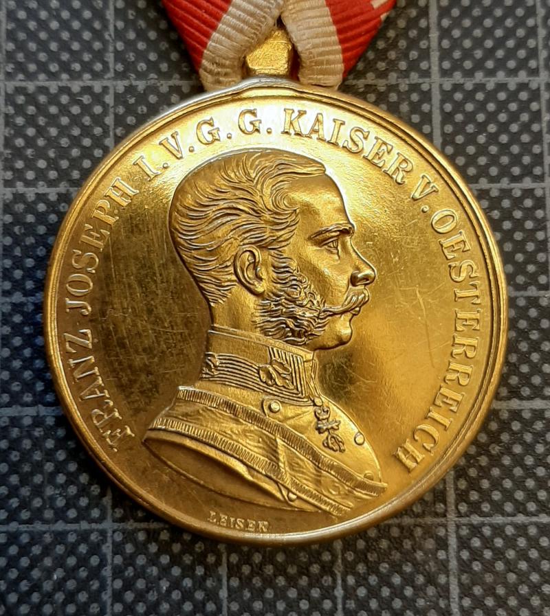 k.u.k. Goldene Tapferkeitsmedaille Kaiser Franz Josef I. ! - Henkelöse