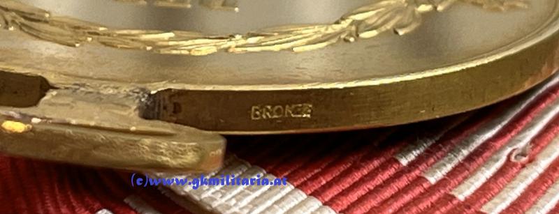 k.u.k. Goldene Tapferkeitsmedaille Kaiser Franz Josef I. ! - Henkelöse