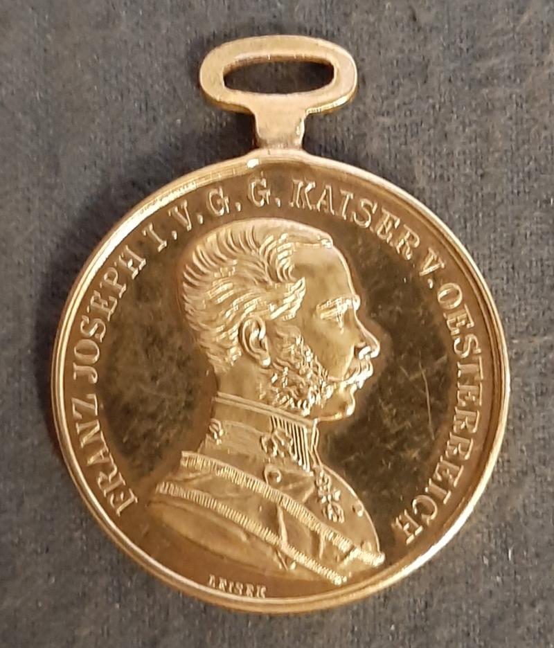 k.u.k. Goldene Tapferkeitsmedaille Kaiser Franz Josef I. ! - Henkelöse