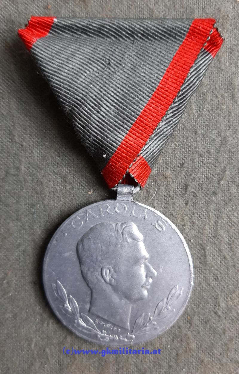 6er Satz Verwundetenmedaille Kaiser Karl I. - MINT!