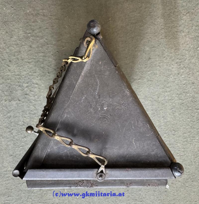 k.u.k. Faltlaterne - dreieckig - für Kavernen & Unterstände!