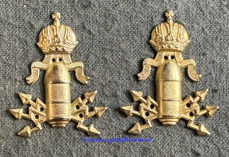 Kragenspiegelauflagen für Offiziere: k.u.k. Minenwerfer!!