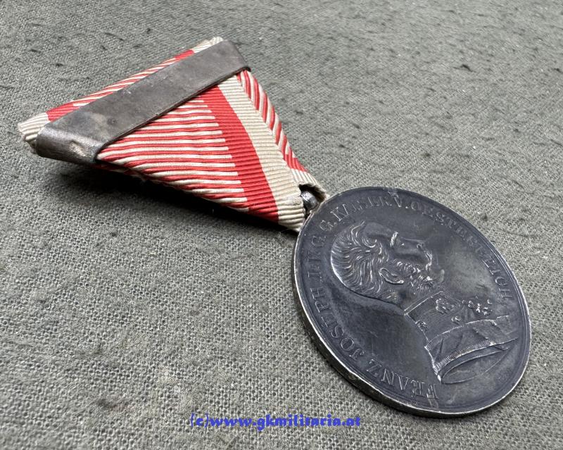 k.u.k. Silberne Tapferkeitsmedaille 1. Klasse Kaiser FranzJoseph I. mit WH-Spange!! - TOP Patina!!