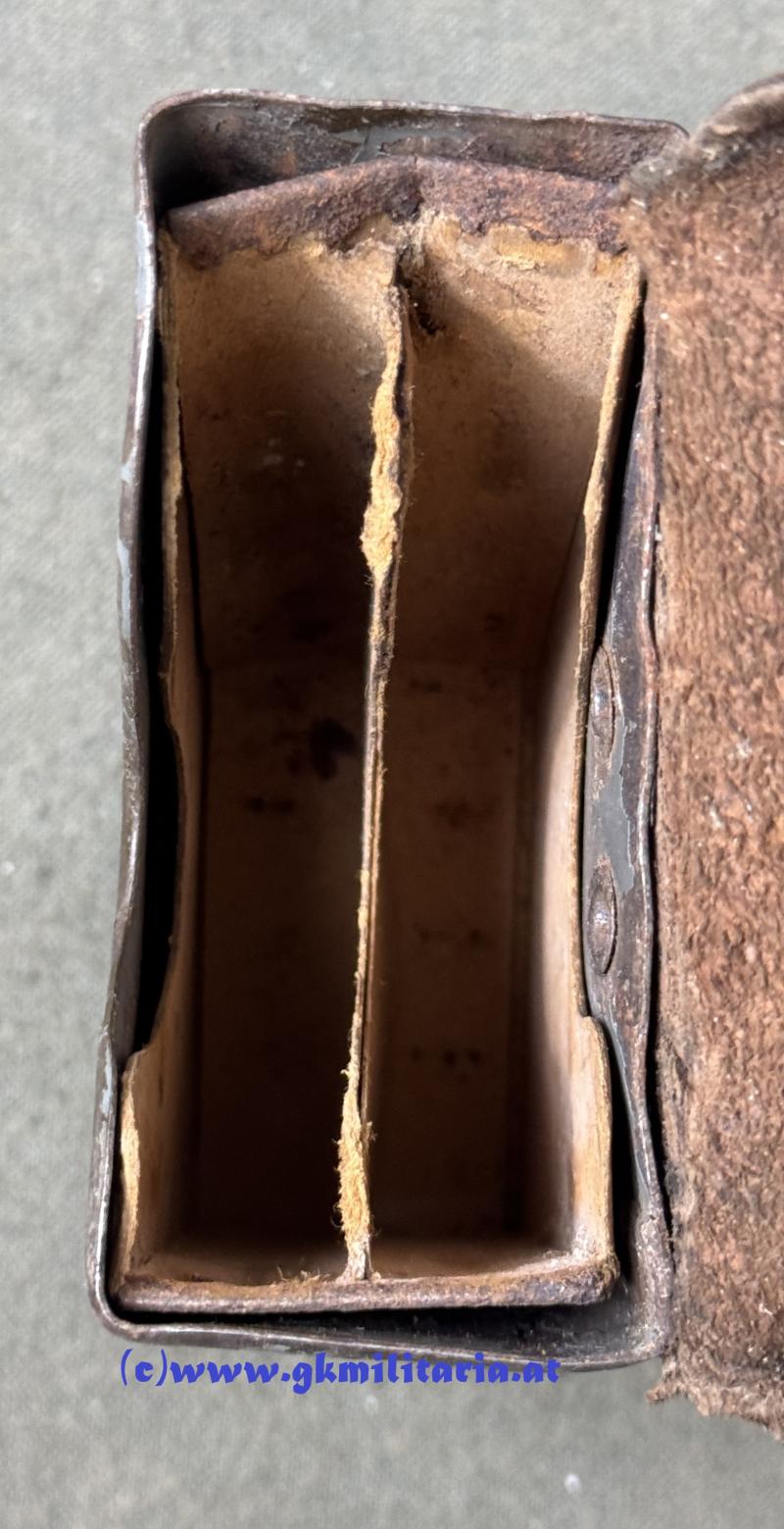 k.u.k. Patronentasche M95 - Ersatzmaterial Metall hechtgrau/feldgrau!