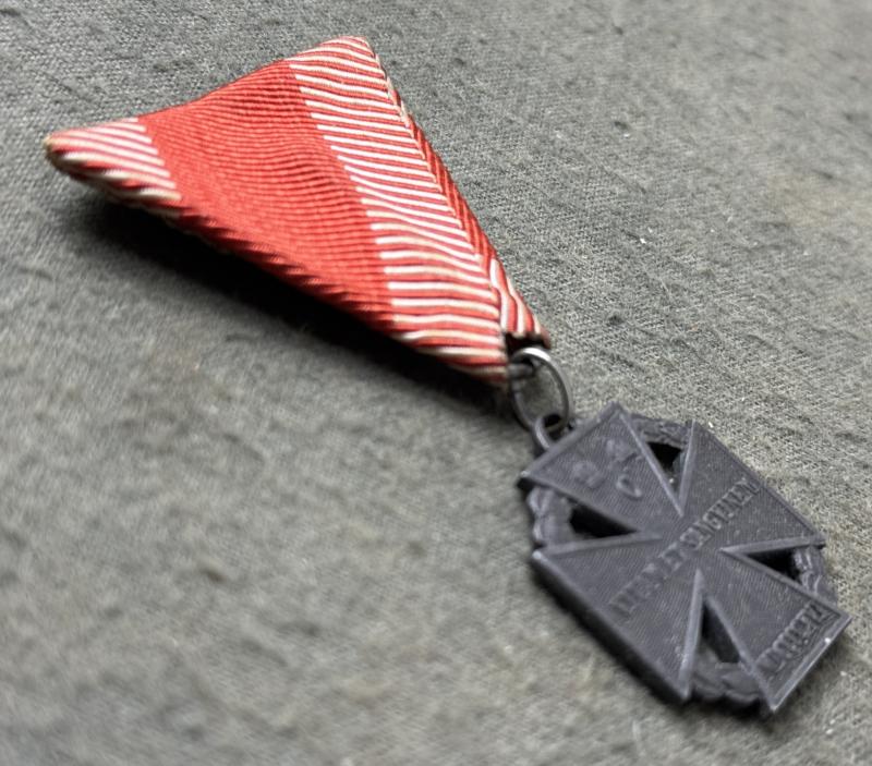 k.u.k. Karl Truppenkreuz!