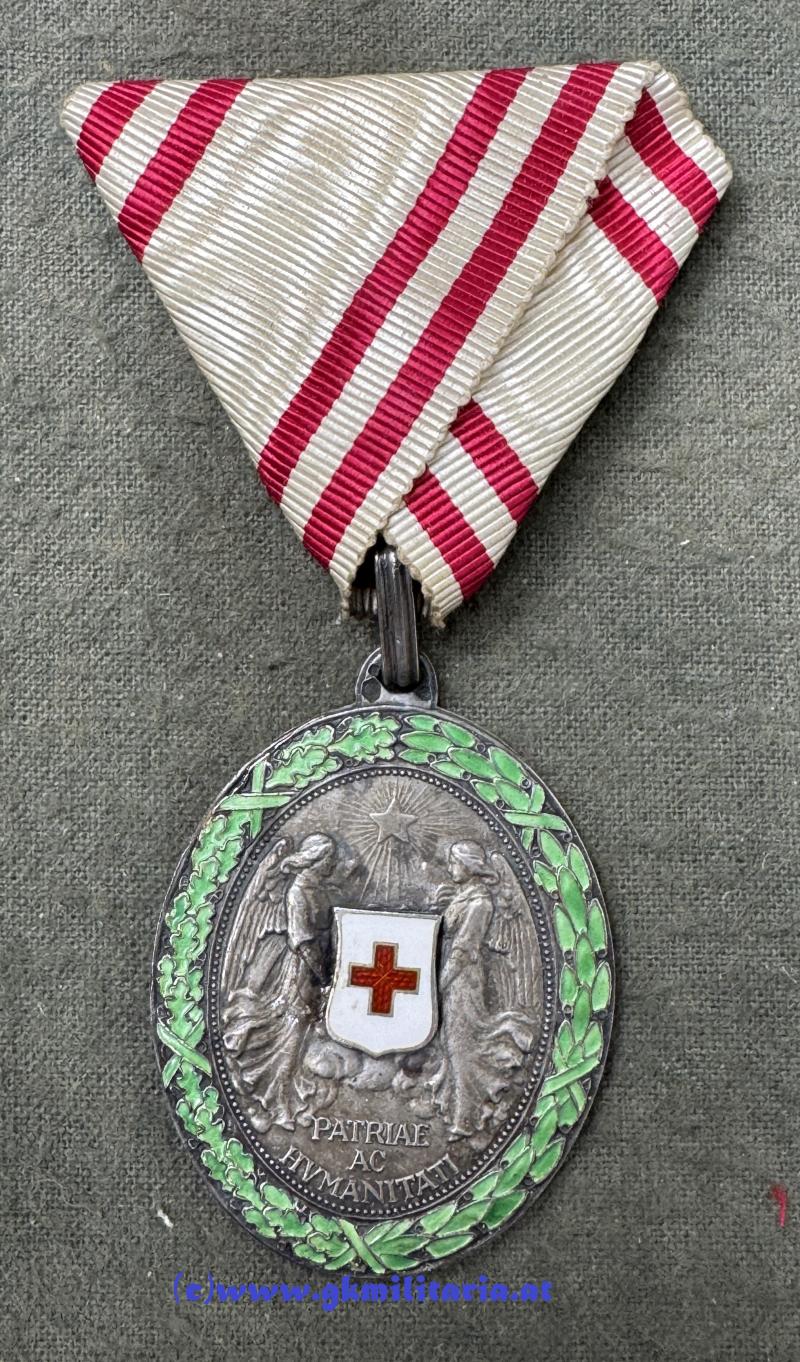 k.u.k. Silberne Ehrenmedaille des Roten Kreuzes mit KD im Etui! - TOP!