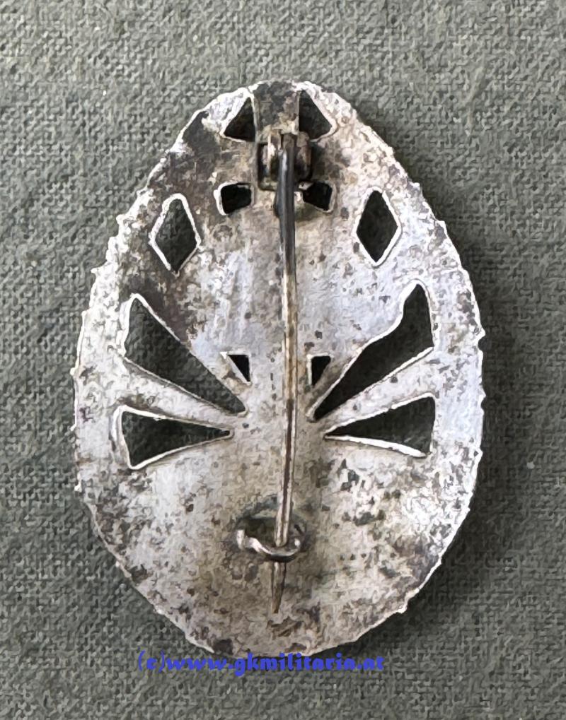 Slowakisches Erinnerungs-Abzeichen Feldzug gegen die Sowjetunion - 1. Stufe!! - Selten!