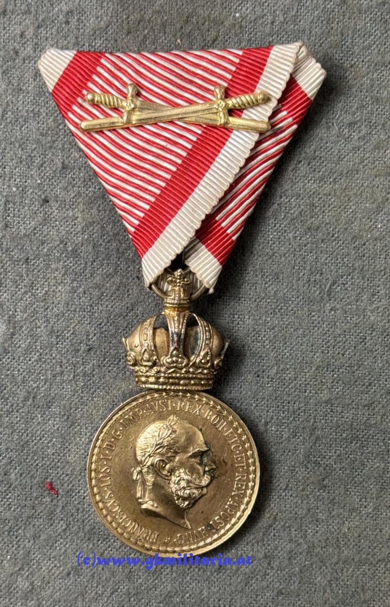 k.u.k. Bronzene Militärverdienstmedaille Kaiser Franz Joseph I. im Etui - BREITNER TESTVEREK, Budapest!