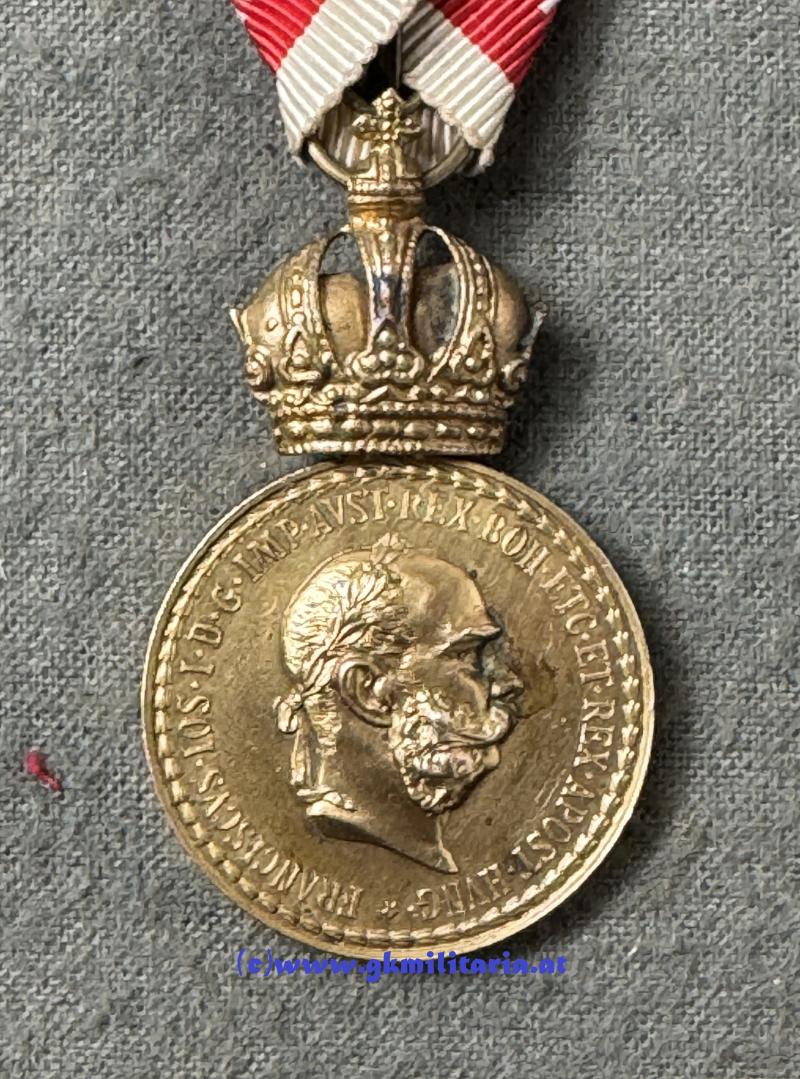 k.u.k. Bronzene Militärverdienstmedaille Kaiser Franz Joseph I. im Etui - BREITNER TESTVEREK, Budapest!