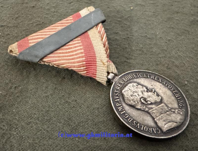 k.u.k. Silberne Tapferkeitsmedaille 2. Klasse Kaiser Karl I. mit WH-Spange!!