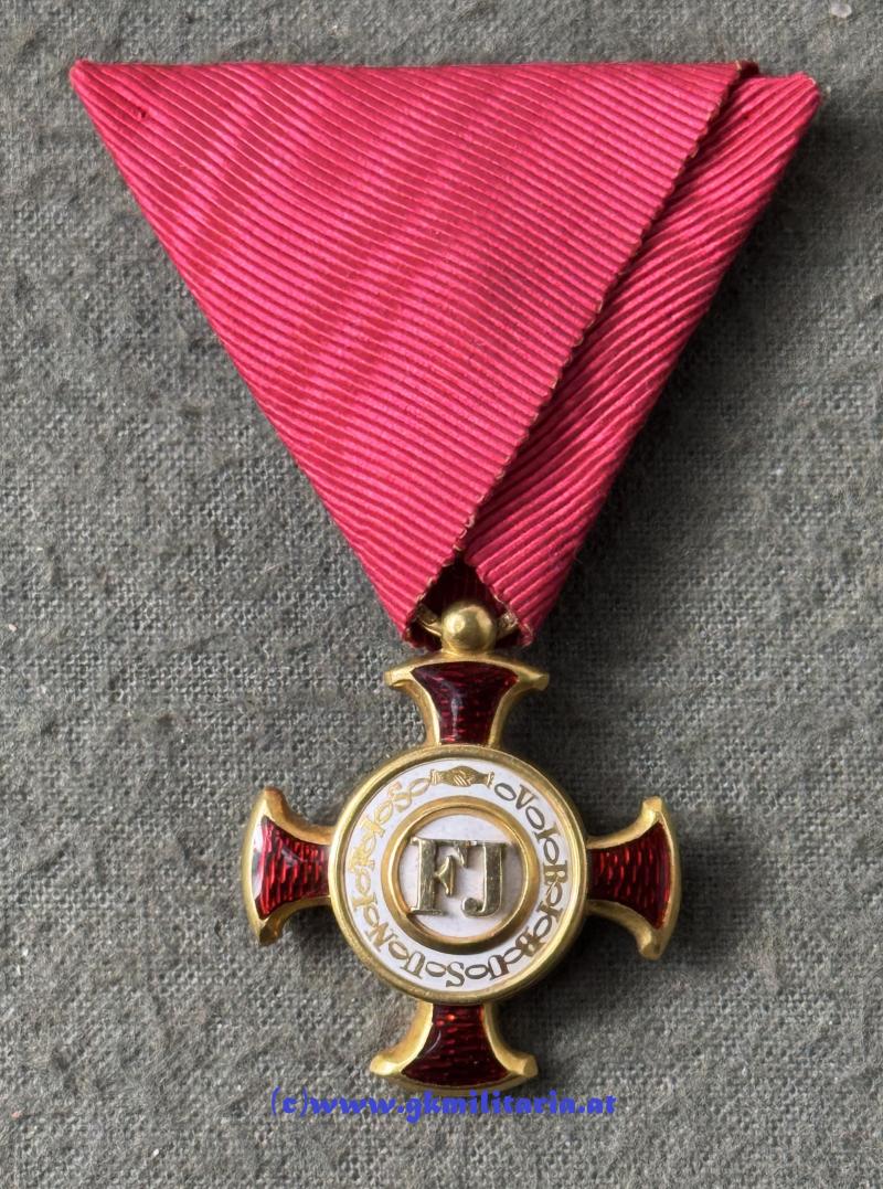 k.u.k. Goldenes Verdienstkreuz im Etui! - GOLD im frühen ETUI!