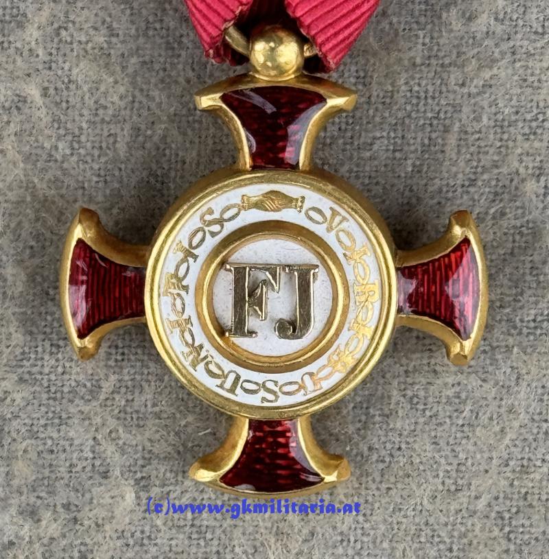 k.u.k. Goldenes Verdienstkreuz im Etui! - GOLD im frühen ETUI!