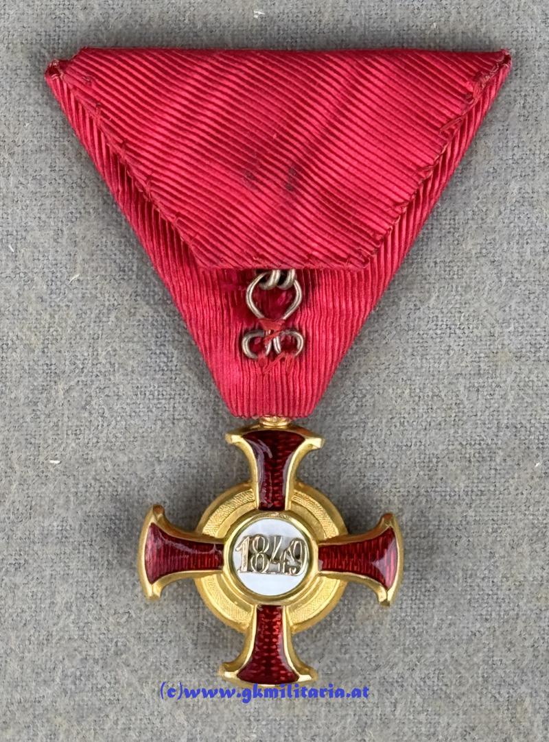 k.u.k. Goldenes Verdienstkreuz im Etui! - GOLD im frühen ETUI!