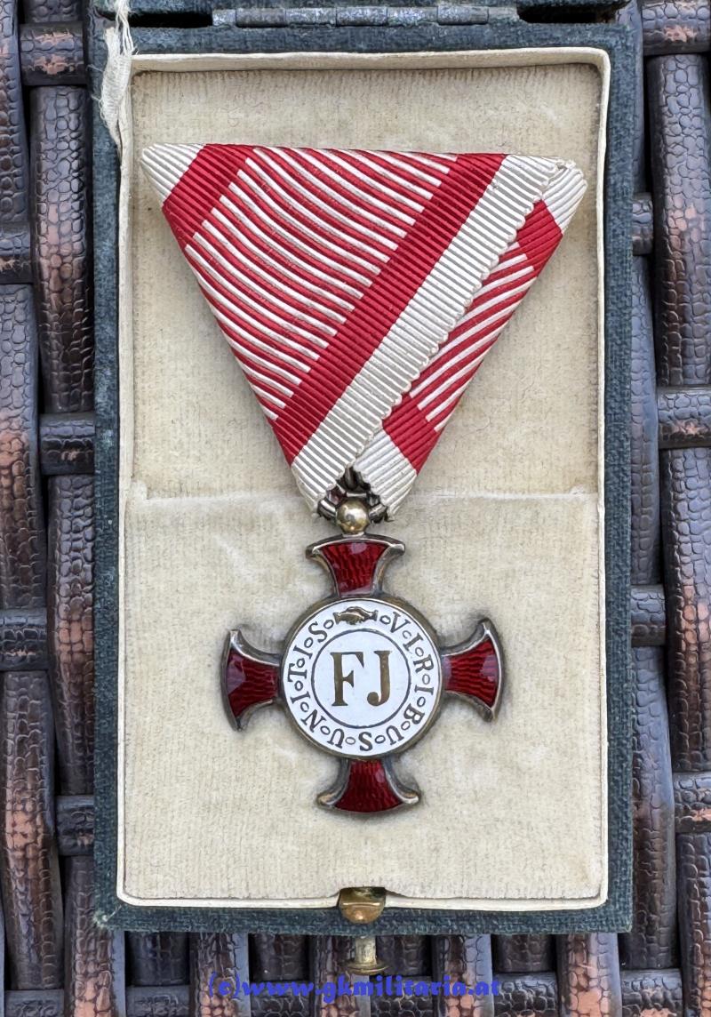 k.u.k. Goldenes Verdienstkreuz im Etui! - VARIANTE SILBER von H.U.W.!!