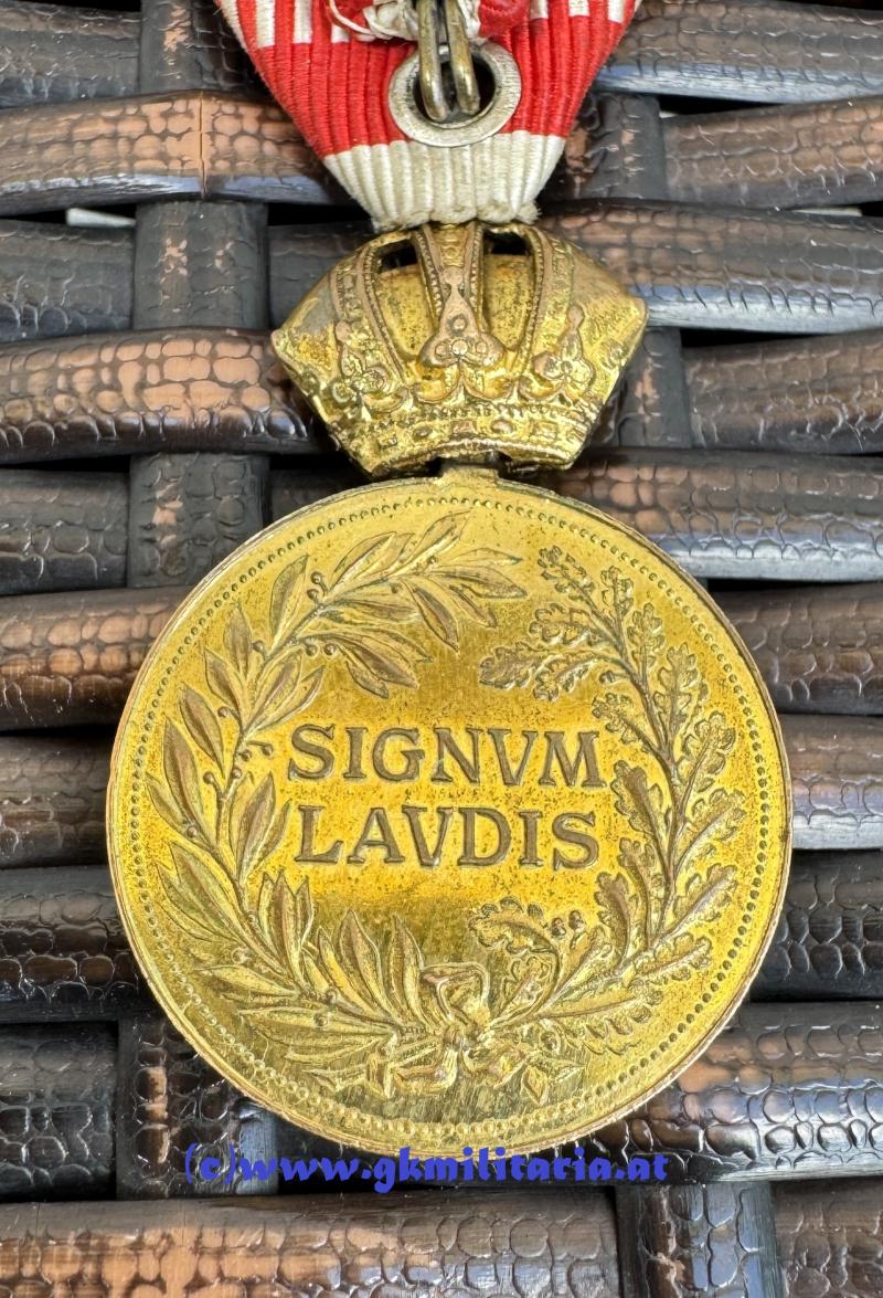 k.u.k. Bronzene Militärverdienstmedaille Kaiser Franz Josef I. mit Schwertern im Etui!