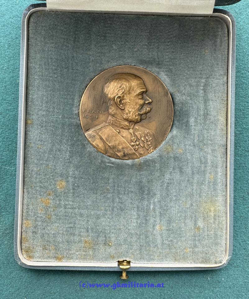 Medaille Kaiser Franz Joseph I. - Kriegserinnerungsmedaille 1914-1915 im Etui!!