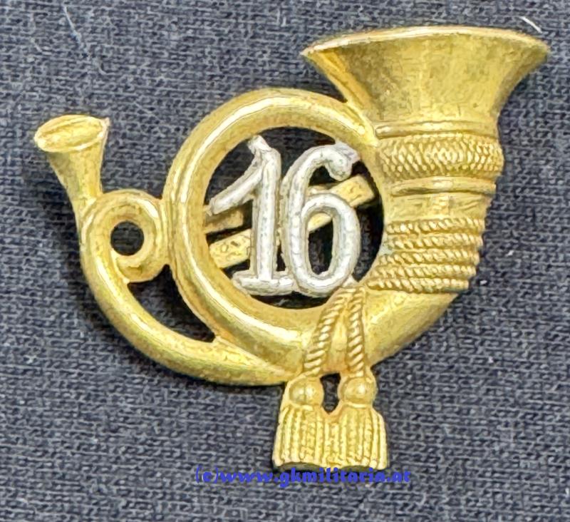 k.k. Jägerhorn für die Feldkappe des k.u.k. Feldjägerbataillons Nr. 16 !!