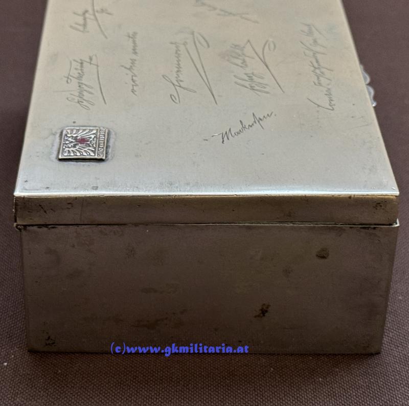 k.u.k. Zigarrendose - Offizielle Kriegsfürsorge - Unterschriften: Kaiser Franz Joseph I., Erzherzog Eugen, Erzherzog Carl usw.!