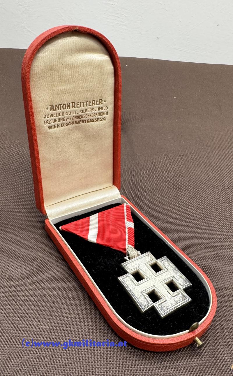 Bundesstaat - Österreichisches Silbernes Verdienstzeichen im Original Etui!!