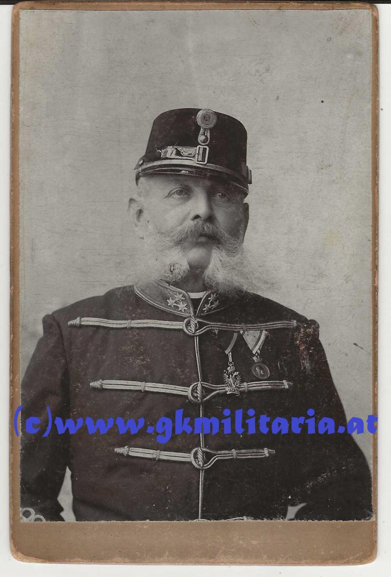 Portrait Oberst der k.u.k. Honved-Husaren mit Orden! - KAB-Foto!
