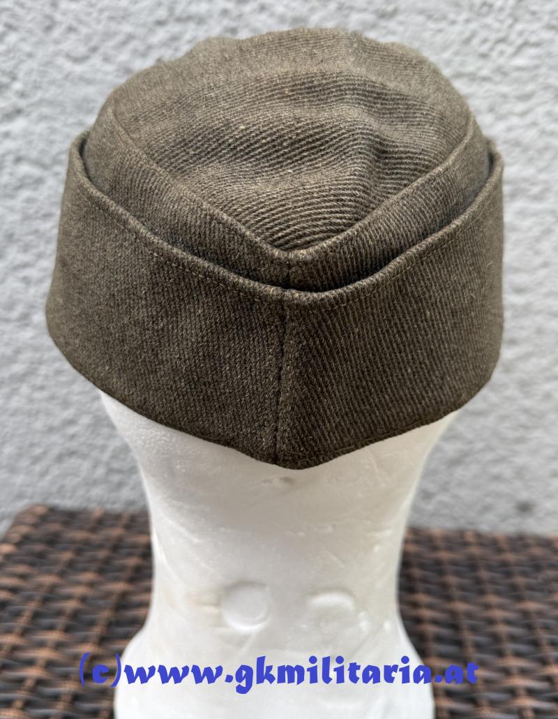 k.u.k. schirmlose feldgraue Kappe Artillerie Fähnrich -