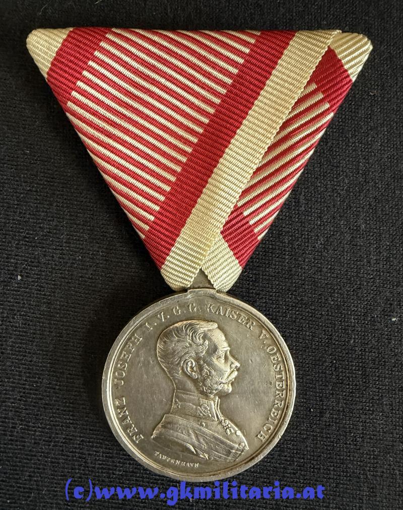 k.u.k. Tapferkeitsmedaille 2. Klasse, 4. Modell Kaiser Franz Josef I. 3. Typ 1866-1917!! mit Henkelöse ohne Punzierung vor 1872!!