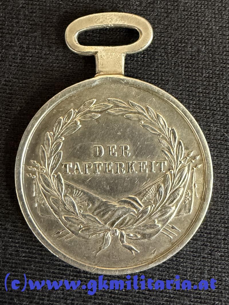 k.u.k. Tapferkeitsmedaille 2. Klasse, 4. Modell Kaiser Franz Josef I. 3. Typ 1866-1917!! mit Henkelöse ohne Punzierung vor 1872!!