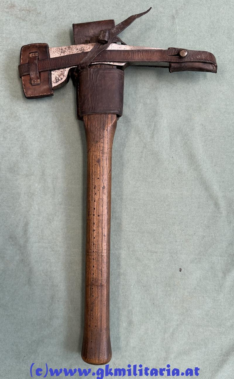 k.u.k. Beilpicke Monturdepostempel MD4 m. Beilpickentasche M1908!!