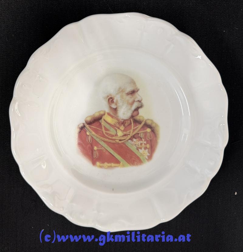 Patriotischer Porzellanteller: Kaiser Franz Joseph I. !!