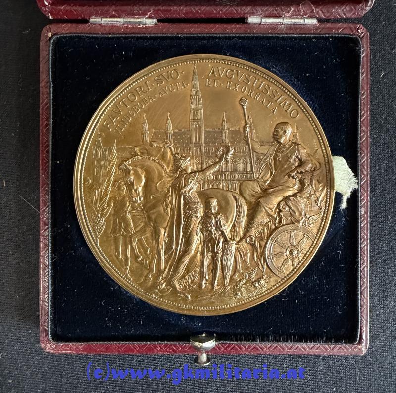 k.u.k. Medaille - 40 jähriges Thronjubiläum Kaiser Franz Joseph I. gewidmet von der Stadt Wien!! - 1888!!