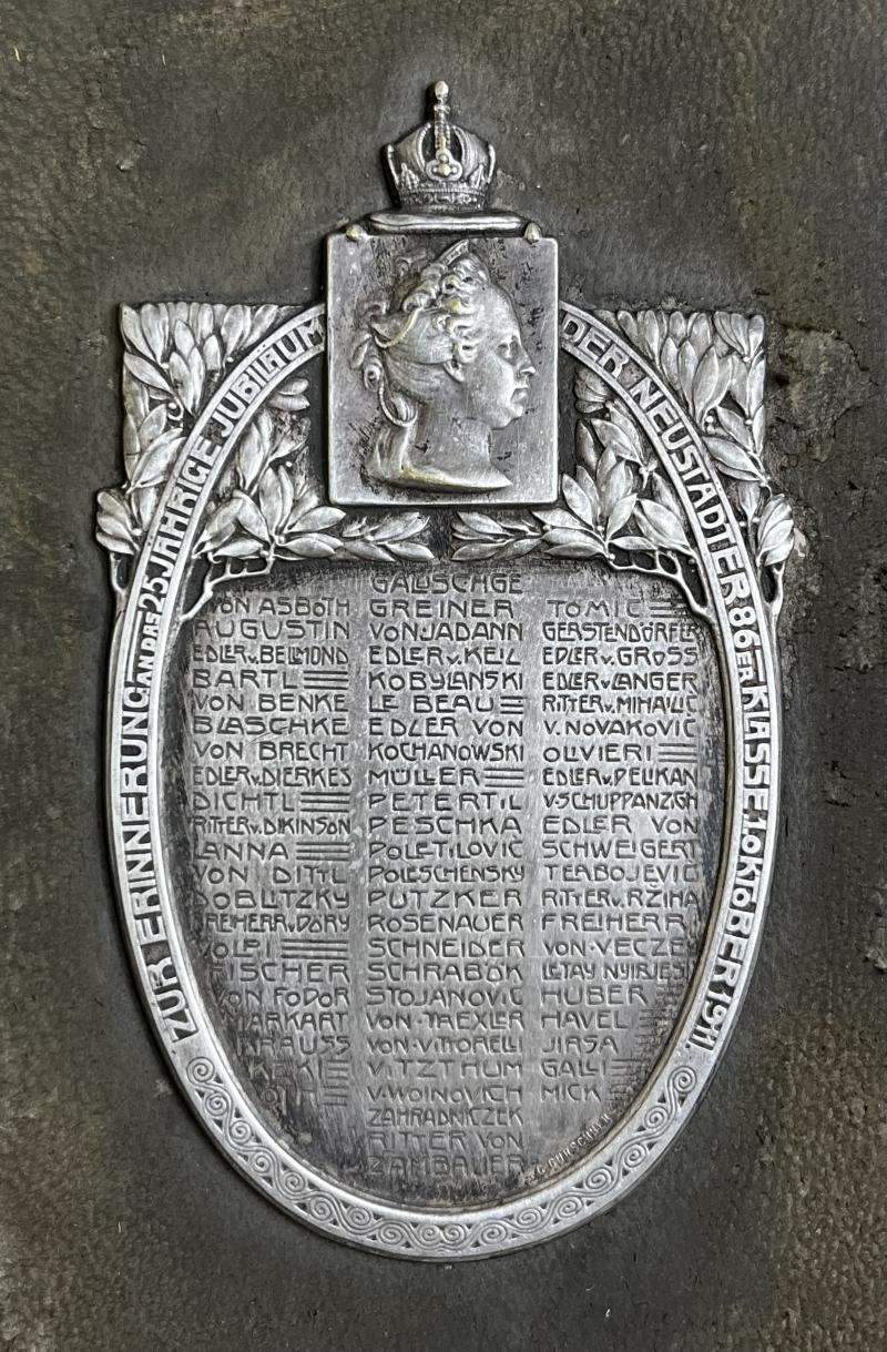 Erinnerungsplakette 25 jähriges Jubiläum der 86er Klasse 1911 der k.u.k. Theresianischen Militärakademie zu Wiener Neustadt - Gurschner, Wien - Sehr Selten!