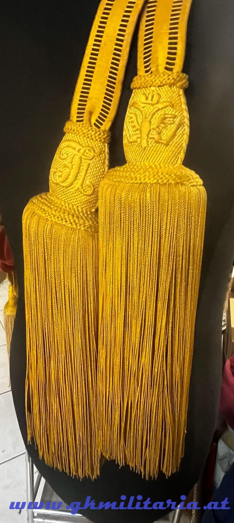 k.u.k. Feldbinde für Offiziere !