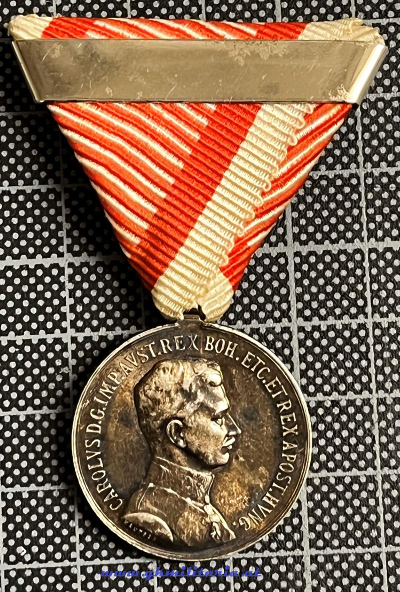 k.u.k. Silberne Tapferkeitsmedaille Kaiser Karl I. 2. Klasse - mit Wiederholungsspange!