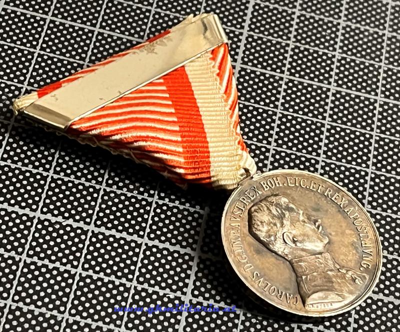 k.u.k. Silberne Tapferkeitsmedaille Kaiser Karl I. 2. Klasse - mit Wiederholungsspange!