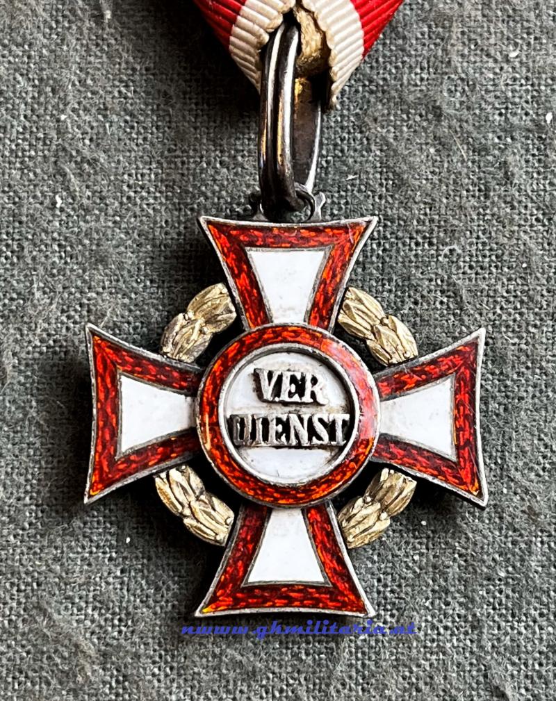 Frühes k.u.k. Militärverdienstkreuz mit KD u. Schwertern - um 1870!